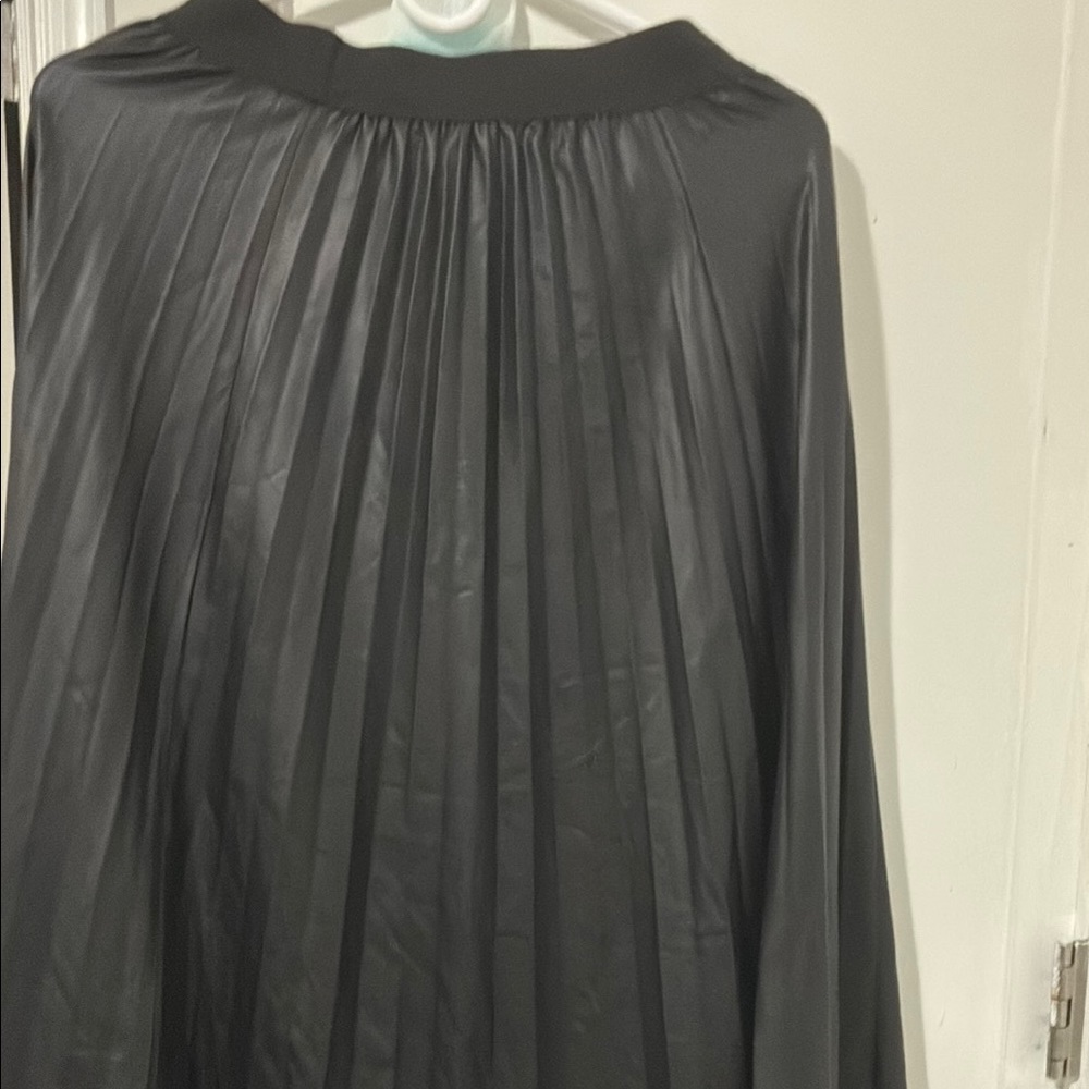 Elegant Black Pleated Dress